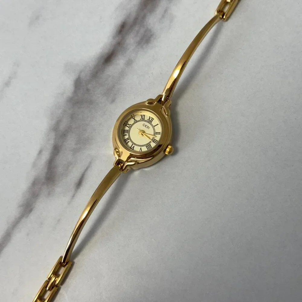 SKU:0109 Women gold mini watch gold bracelet vintage inspired‎ + in a gift box